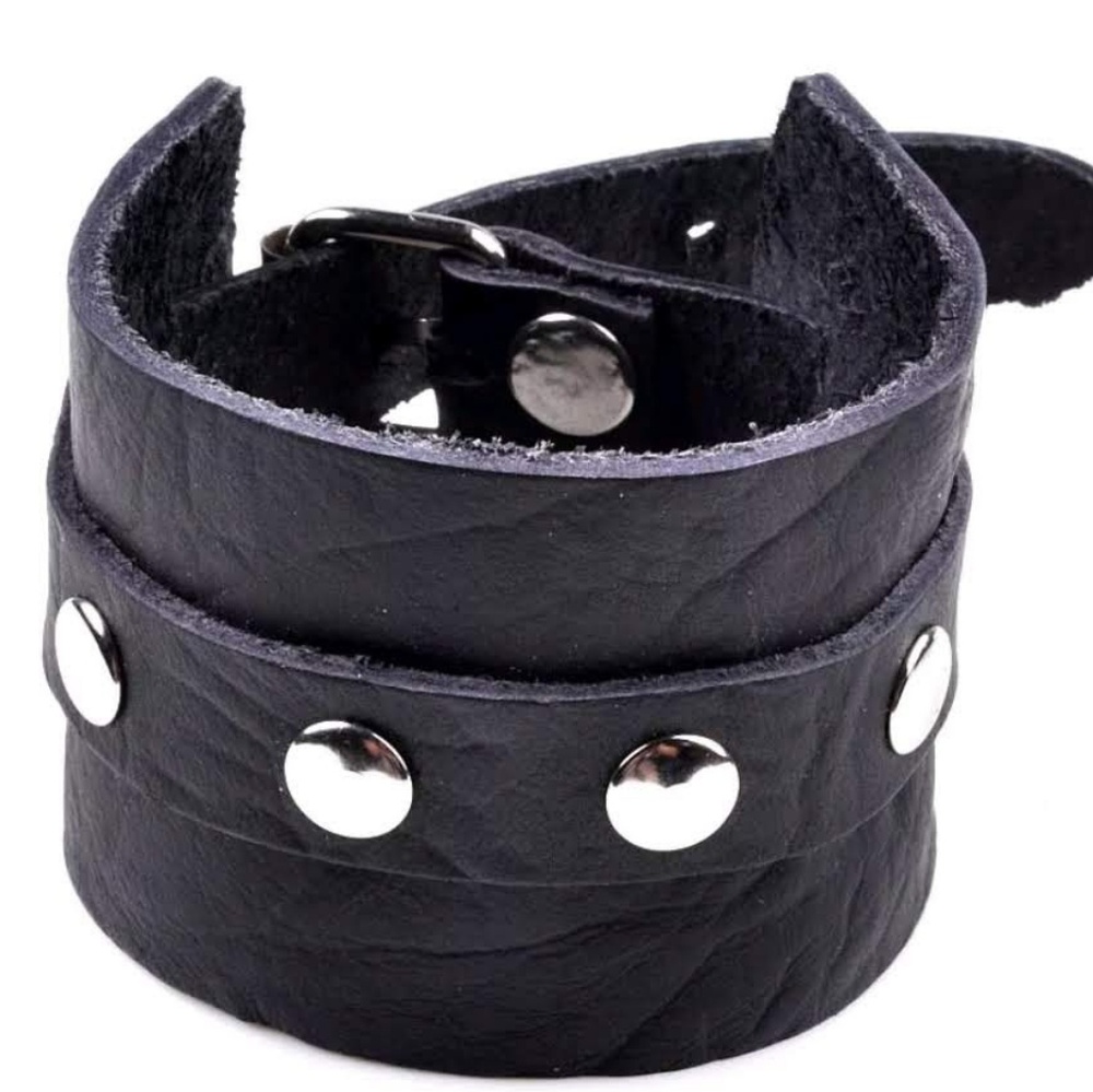Leather STUD CUFF - Picture 5 of 5